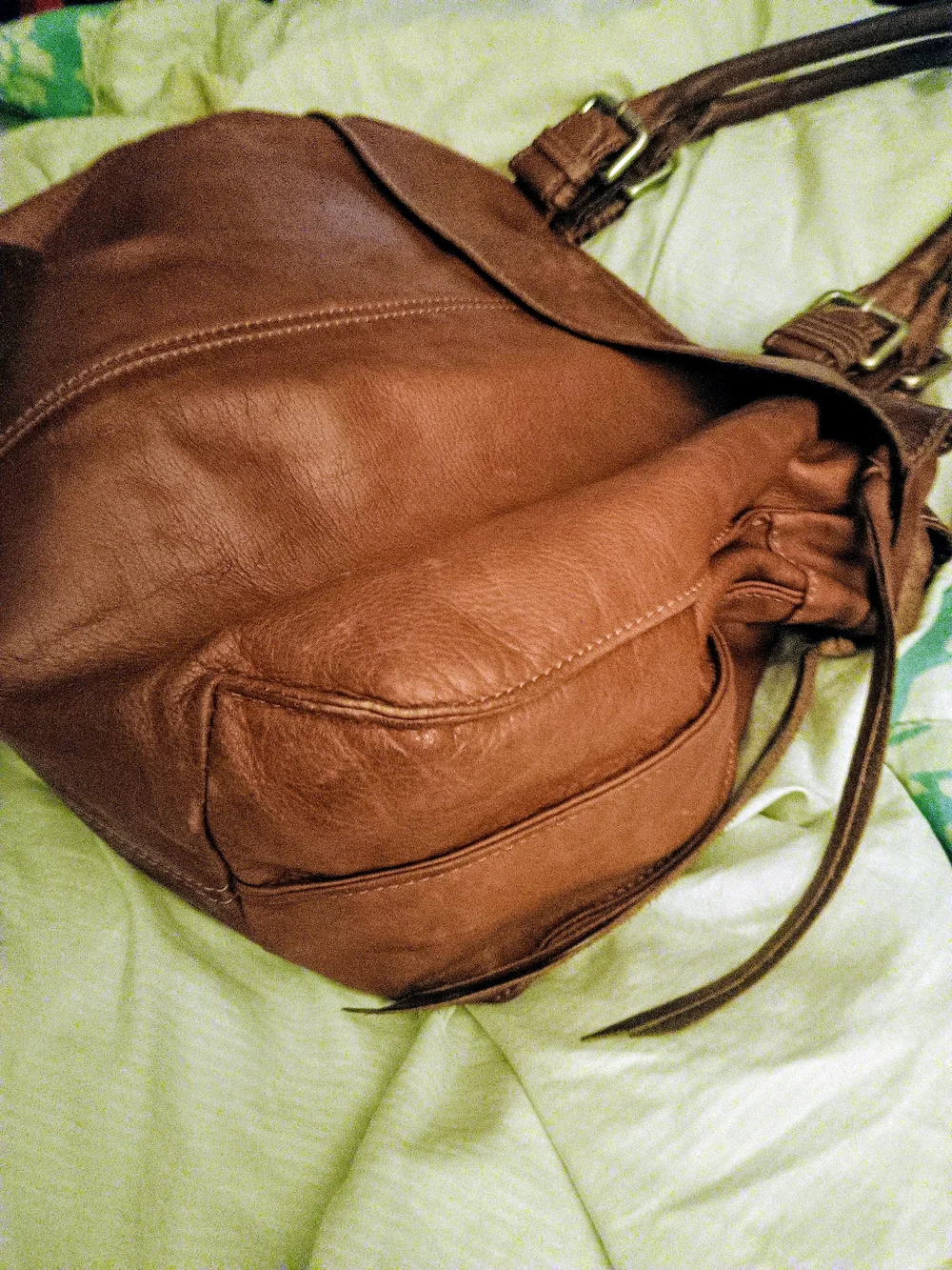 SUNDANCE BROWN ITALIAN LEATHER HANDBAG!! BEAUTIFUL! DISTRESSED